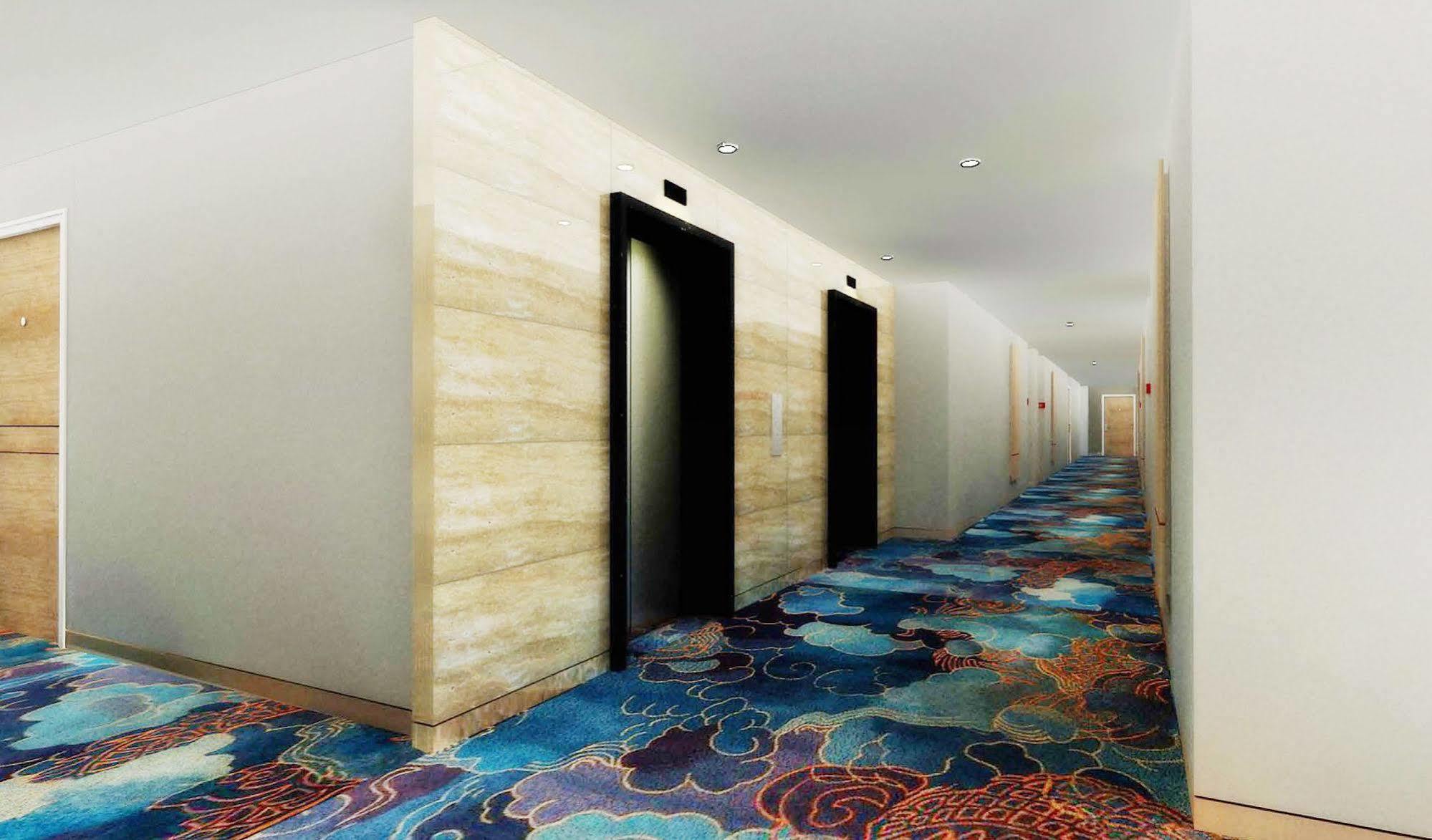 Hotel Santika Mega City Бекаси Екстериор снимка