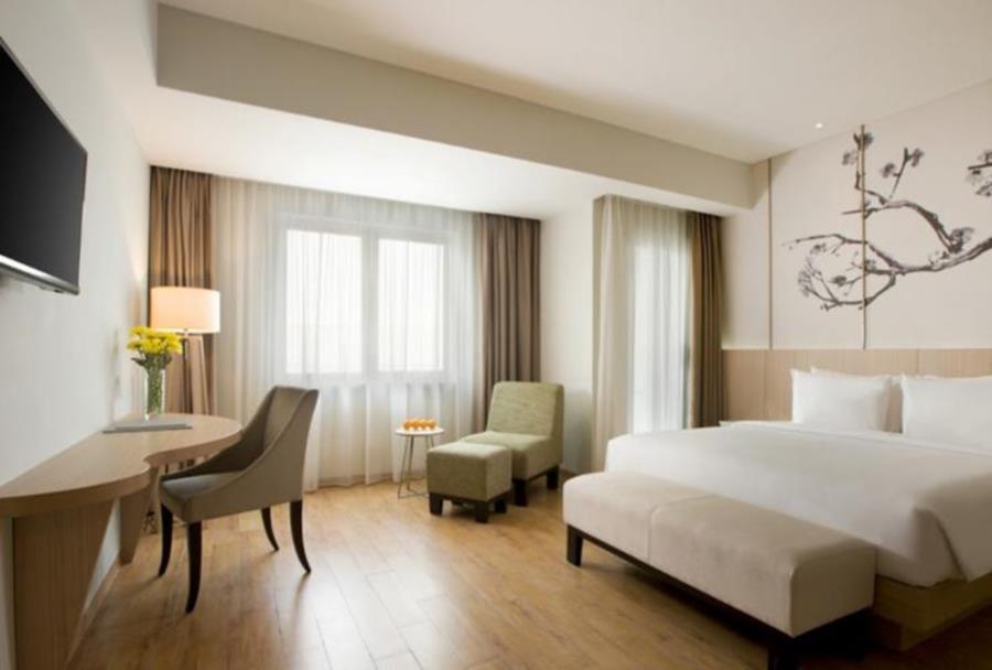 Hotel Santika Mega City Бекаси Екстериор снимка